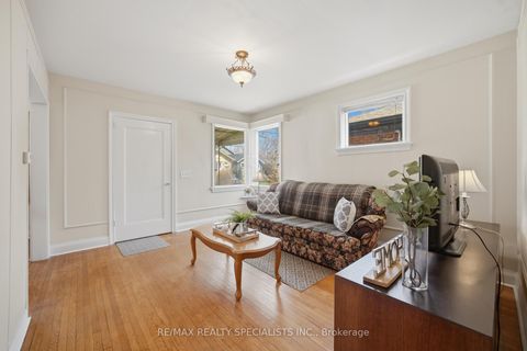 Photo 7 at 15 Struthers Street, Mimico, Toronto