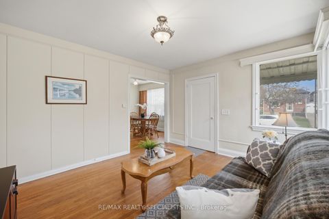 Photo 8 at 15 Struthers Street, Mimico, Toronto