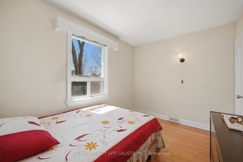 Photo 18 at 15 Struthers Street, Mimico, Toronto