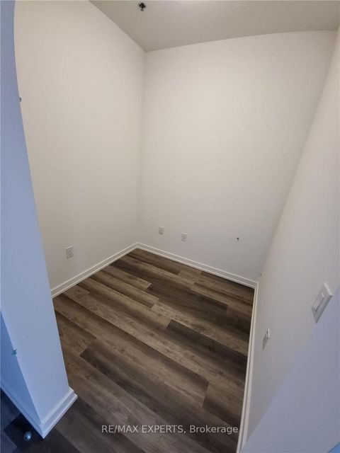 Photo 5 at 325 - 430 Essa Road, Holly, Barrie