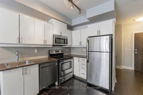 Photo 7 at 311 - 17 Kenaston Gardens, Bayview Village, Toronto
