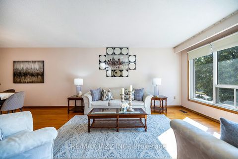 Photo 3 at 28 Pilot Street, West Hill, Toronto