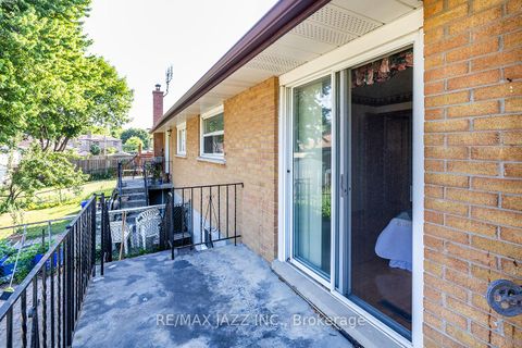 Photo 19 at 28 Pilot Street, West Hill, Toronto