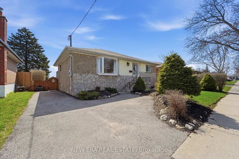 Photo 2 at 1451 Bala Drive, Lakeview, Oshawa
