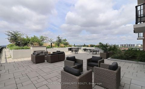 Photo 11 at 504 - 3100 Keele Street, CFB, Toronto