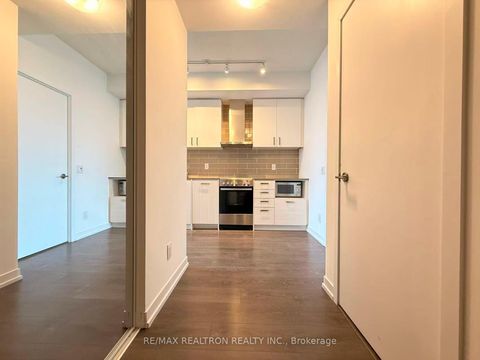 Photo 3 at 3212 - 125 Redpath Avenue, Mount Pleasant West, Toronto