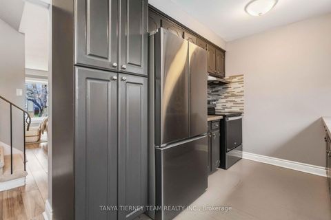 Photo 15 at 6 Gershwin Court, Lynde Creek, Whitby