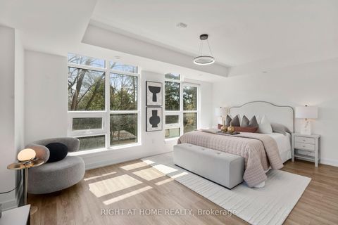 Photo 10 at 44 - 851 Sheppard Avenue W, Clanton Park, Toronto