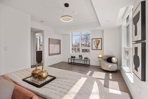 Photo 11 at 44 - 851 Sheppard Avenue W, Clanton Park, Toronto