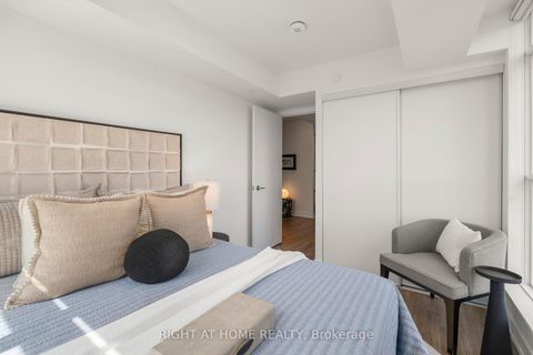 Photo 16 at 44 - 851 Sheppard Avenue W, Clanton Park, Toronto