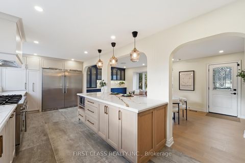 Photo 1 at 88 Dawn Hill Trail, Bayview Country Club Estates, Markham