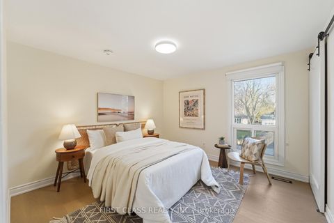 Photo 23 at 88 Dawn Hill Trail, Bayview Country Club Estates, Markham