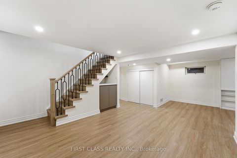 Photo 28 at 88 Dawn Hill Trail, Bayview Country Club Estates, Markham