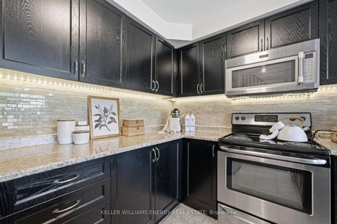 Photo 4 at 86 Autumn Harvest Road, Bowmanville, Clarington