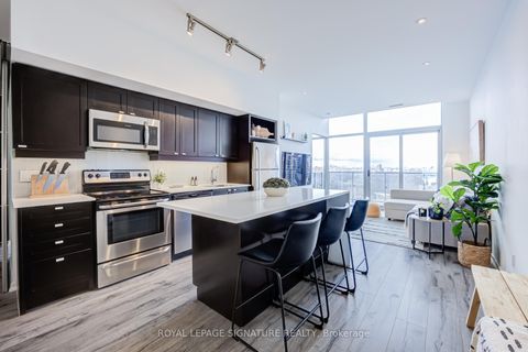 Photo 3 at 3513 - 105 The Queensway, Swansea, Toronto
