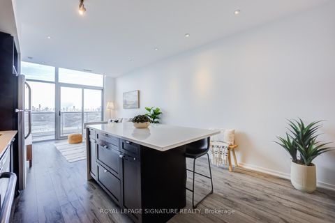 Photo 4 at 3513 - 105 The Queensway, Swansea, Toronto