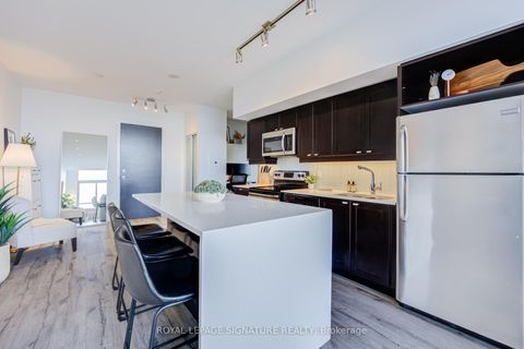 Photo 6 at 3513 - 105 The Queensway, Swansea, Toronto