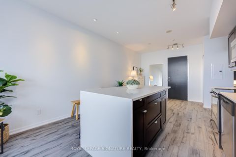 Photo 8 at 3513 - 105 The Queensway, Swansea, Toronto