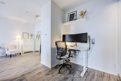 Photo 18 at 3513 - 105 The Queensway, Swansea, Toronto
