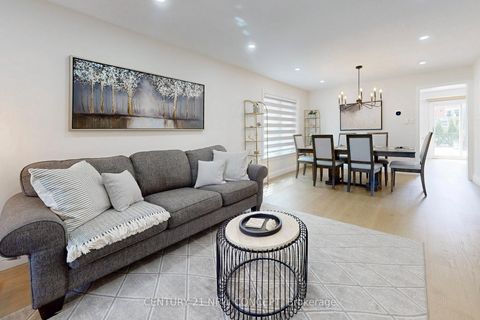 Photo 6 at 63 Beechbrooke Way, Aurora Highlands, Aurora