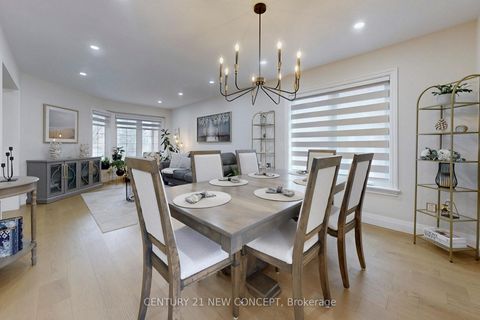 Photo 9 at 63 Beechbrooke Way, Aurora Highlands, Aurora