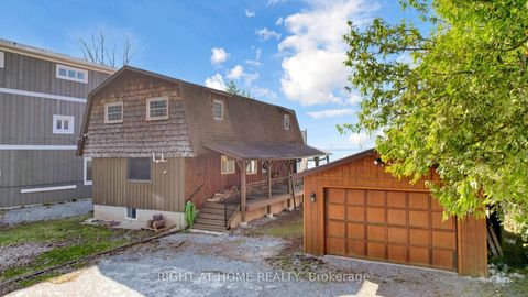 Photo 2 at 36 Shirlea Boulevard, Keswick South, Georgina