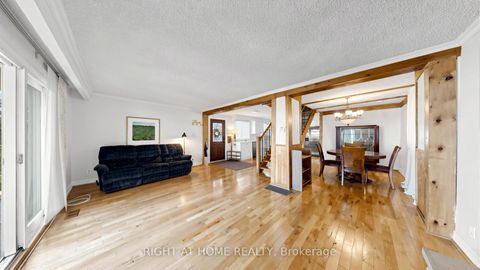 Photo 12 at 36 Shirlea Boulevard, Keswick South, Georgina