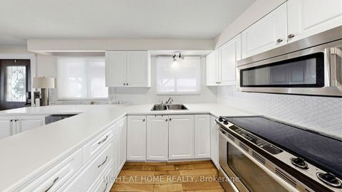 Photo 23 at 36 Shirlea Boulevard, Keswick South, Georgina