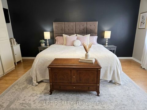 Photo 8 at 249 Rushbrook Drive, Summerhill Estates, Newmarket