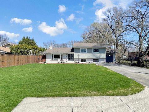 Photo 2 at 53 Metro Road N, Keswick North, Georgina