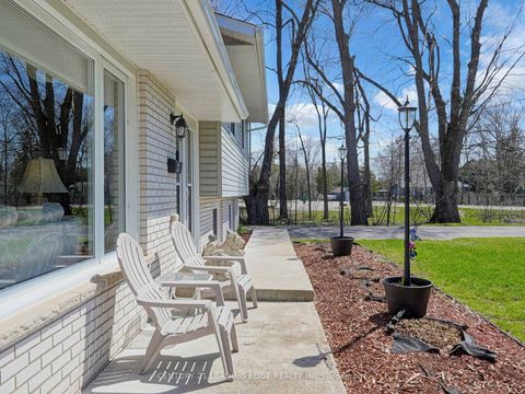 Photo 5 at 53 Metro Road N, Keswick North, Georgina