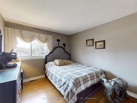 Photo 22 at 53 Metro Road N, Keswick North, Georgina