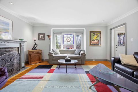 Photo 7 at 46 Twentieth Street, New Toronto, Toronto