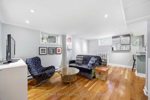 Photo 35 at 46 Twentieth Street, New Toronto, Toronto