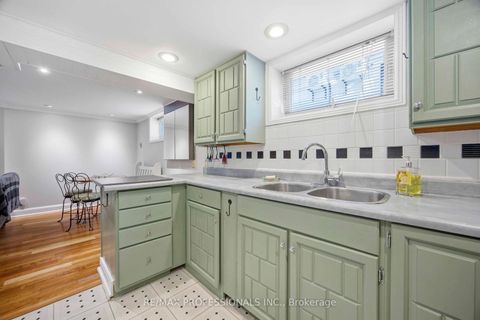 Photo 40 at 46 Twentieth Street, New Toronto, Toronto