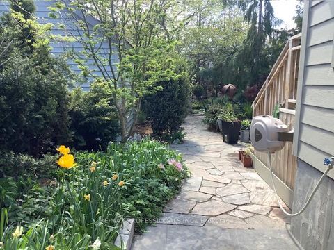 Photo 45 at 46 Twentieth Street, New Toronto, Toronto