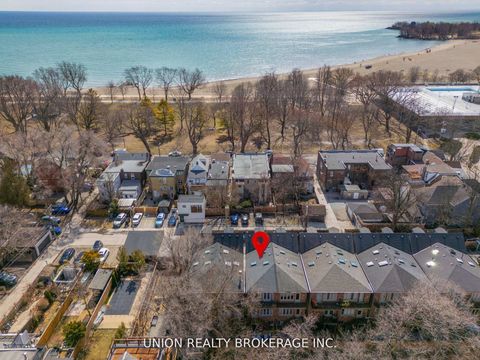 Photo 1 at 59D Woodbine Avenue, The Beaches, Toronto