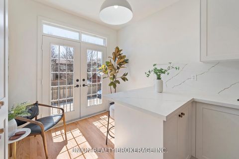 Photo 2 at 59D Woodbine Avenue, The Beaches, Toronto