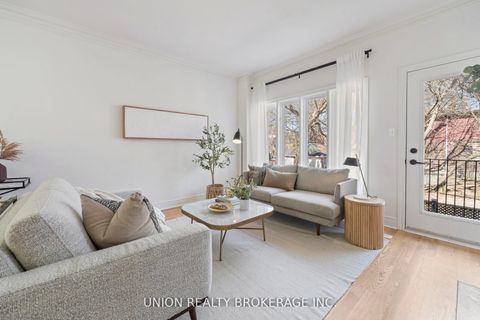 Photo 16 at 59D Woodbine Avenue, The Beaches, Toronto