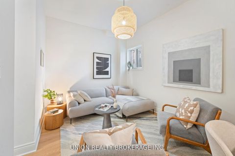 Photo 33 at 59D Woodbine Avenue, The Beaches, Toronto