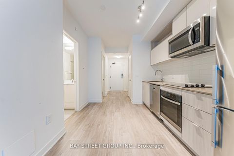 Photo 10 at 1227E - 70 Princess Street, Moss Park, Toronto