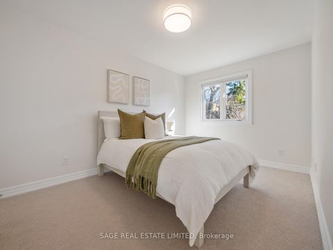 Photo 13 at 137 Willow Avenue, The Beaches, Toronto