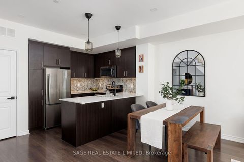 Photo 11 at 22 - 150 Long Branch Avenue, Long Branch, Toronto