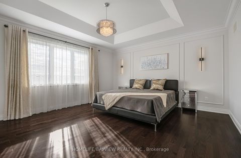 Photo 7 at 17 Lacrosse Trail, Kleinburg, Vaughan