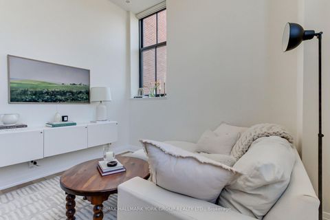 Photo 17 at 203 - 400 Park Avenue, Central Newmarket, Newmarket