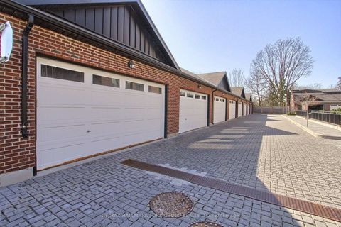 Photo 29 at 203 - 400 Park Avenue, Central Newmarket, Newmarket