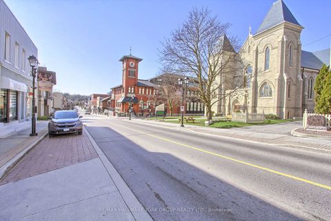 Photo 33 at 203 - 400 Park Avenue, Central Newmarket, Newmarket