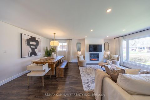 Photo 5 at 912 Walton Boulevard, Williamsburg, Whitby