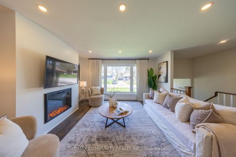 Photo 7 at 912 Walton Boulevard, Williamsburg, Whitby