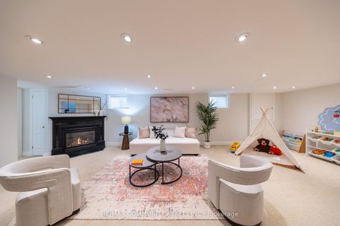 Photo 17 at 912 Walton Boulevard, Williamsburg, Whitby